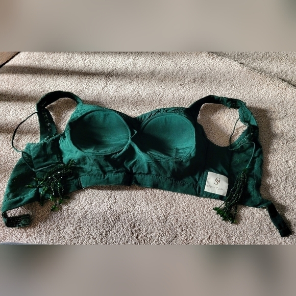 Indian Designer Bridal Emerald Green Lehenga Set - Seema Gujral - Picture 10 of 12